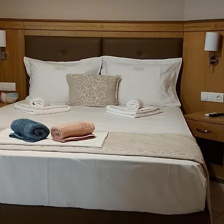 Aparthotel Afroditi *