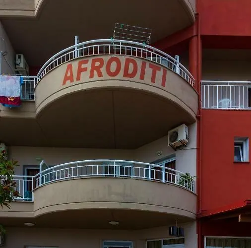 Afroditi * Paralía