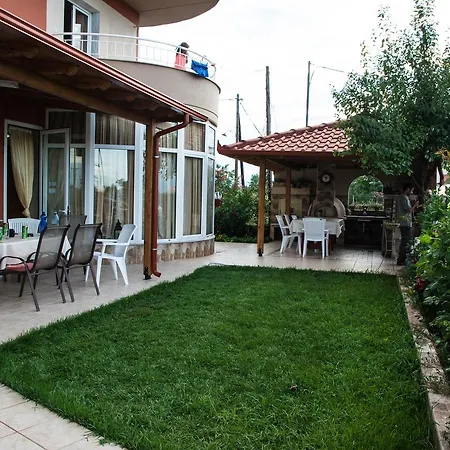 Afroditi Apartahotel Paralía