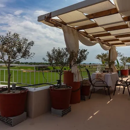 Afroditi * Paralía